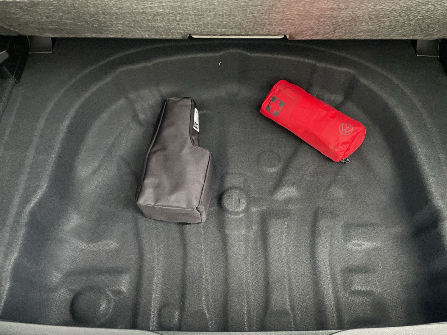 Golf VIII 1.5 eTSI DSG Goal AHK/Kamera/IQ.Light/