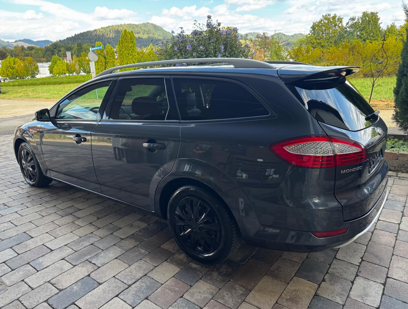 Ford Mondeo 2010 — photo 6