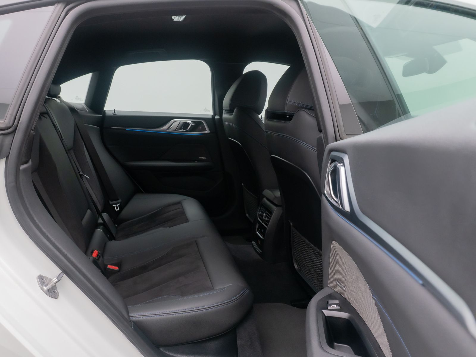 Fahrzeugabbildung BMW i4eD40 Gran Coupe M Sport Kamera DAB H/K 18Zoll