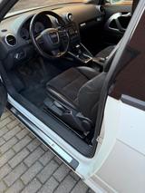 Audi A3 1.4 TFSI S line S line, 8 P - Audi A3 aus 2011: Line