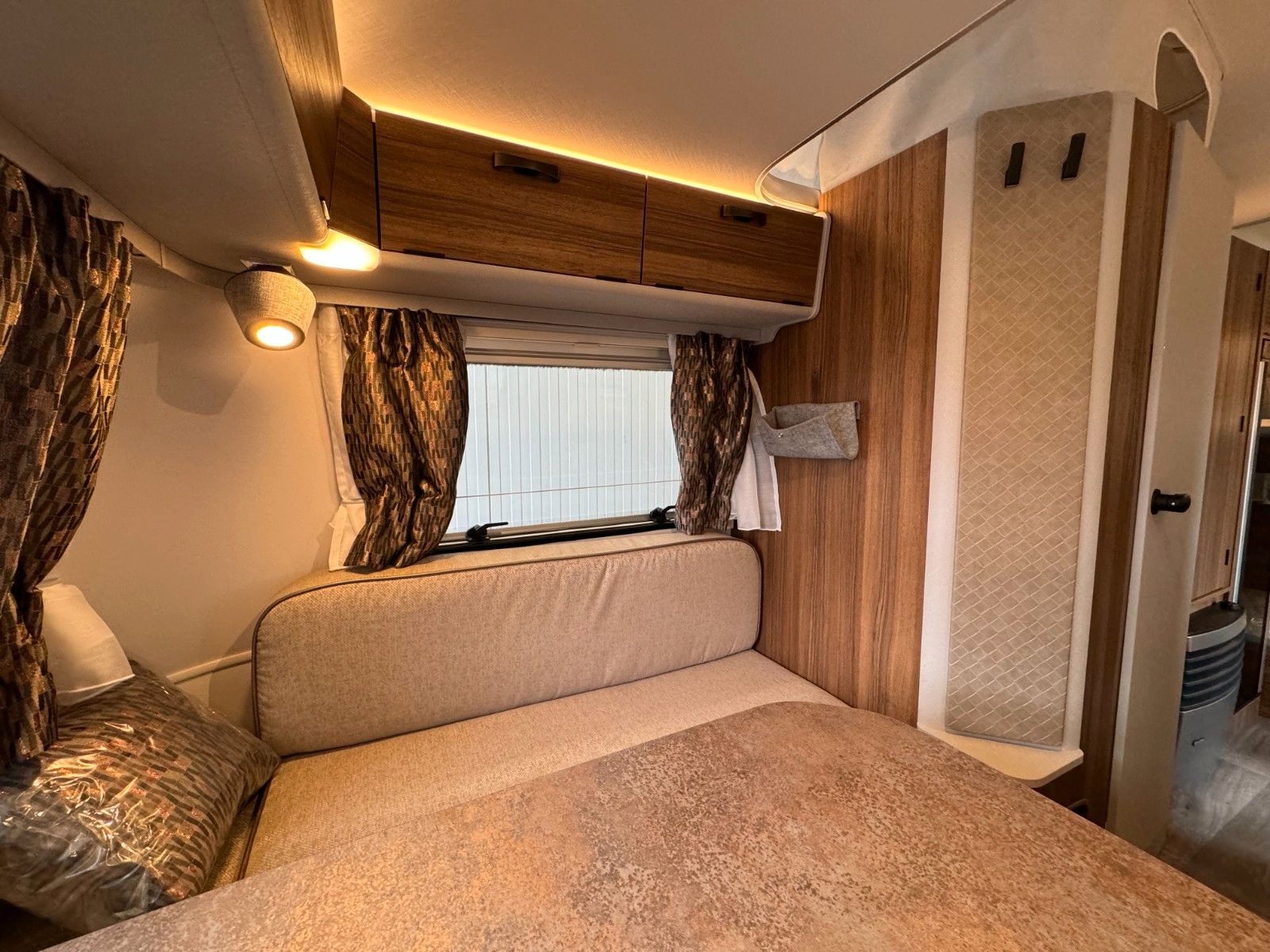 Fahrzeugabbildung HYMER / ERIBA / HYMERCAR Eriba Touring 560  - 9.099€ SPAREN!