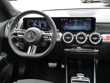 Mercedes GLB 180 - 7