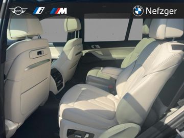 BMW X7 - 8