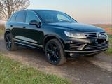 Volkswagen Touareg 7P RLINE - Volkswagen Touareg: 7p