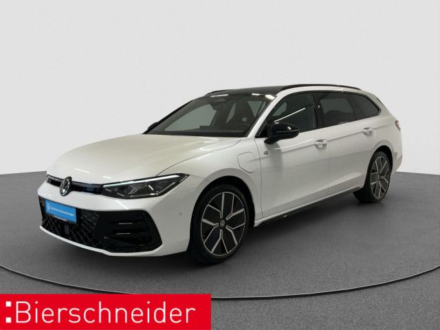 Volkswagen Passat Variant - Bild 2