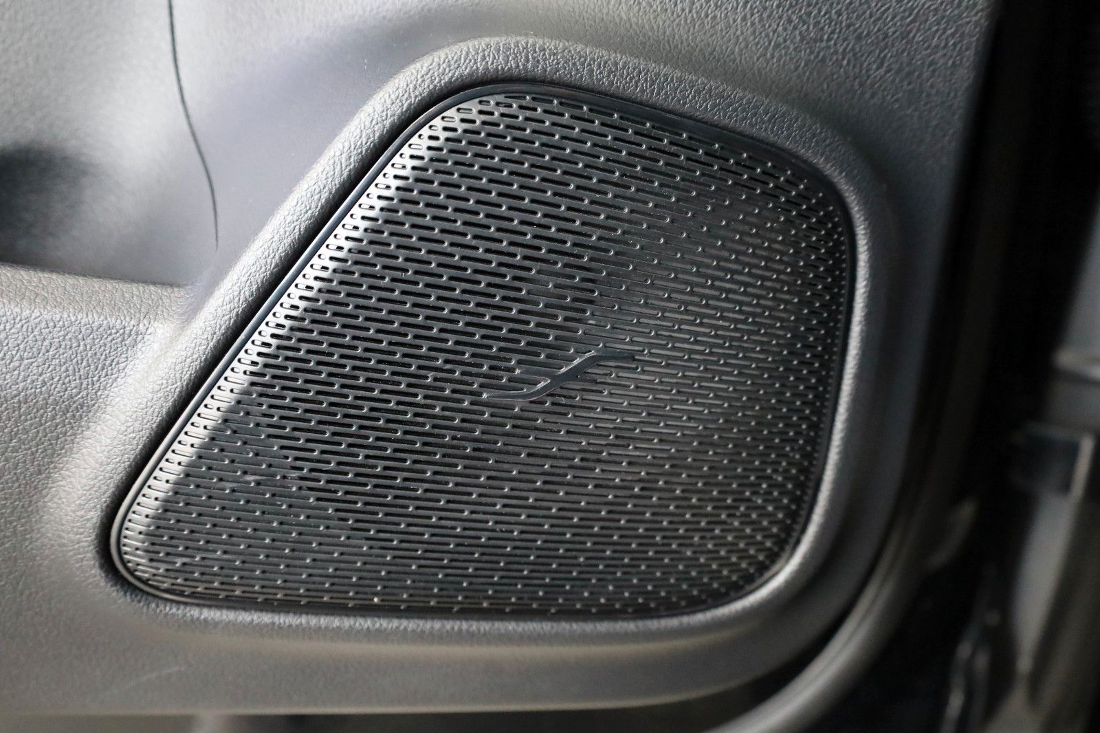 Fahrzeugabbildung Mercedes-Benz GLA 200d Leder,Navi,LED,Kamera,SH,Park-Paket