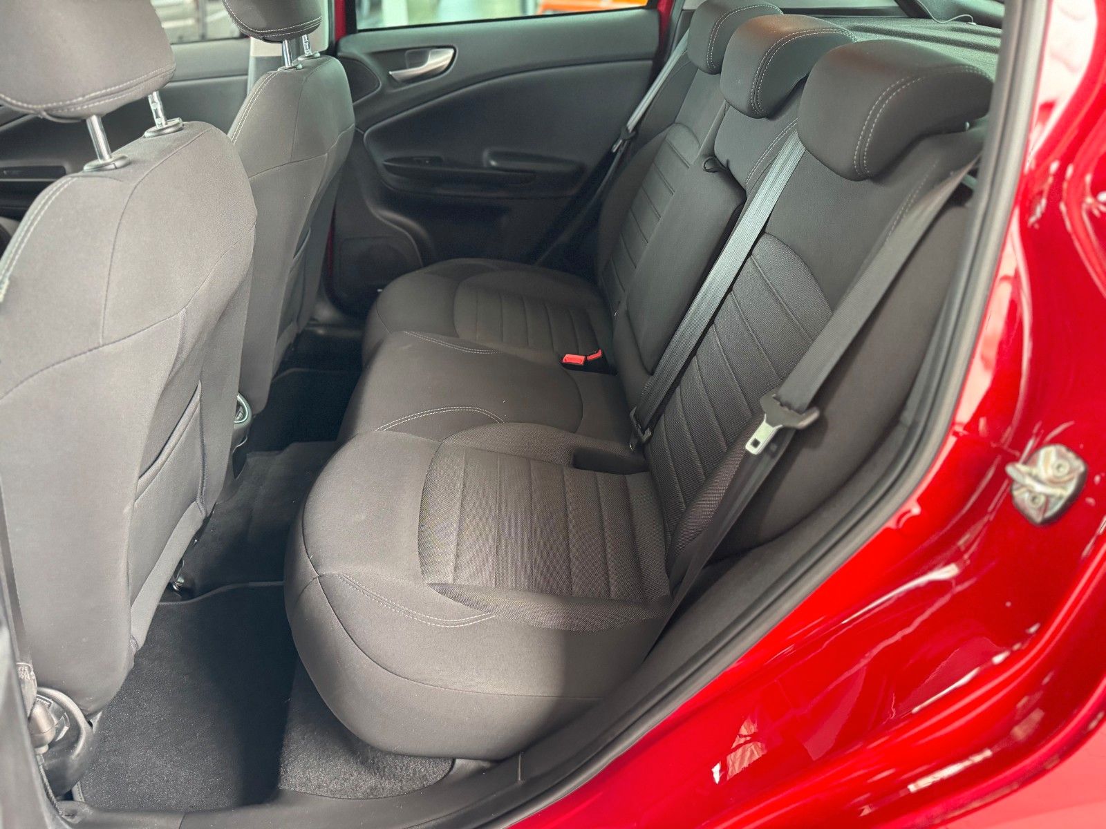 Fahrzeugabbildung Alfa Romeo Giulietta 1.4 TB 16V Super Automatik  "BOSE"
