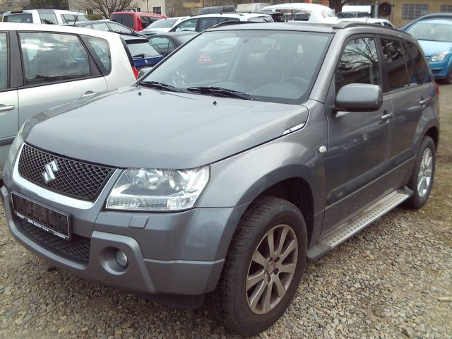 Suzuki Grand Vitara 2.0