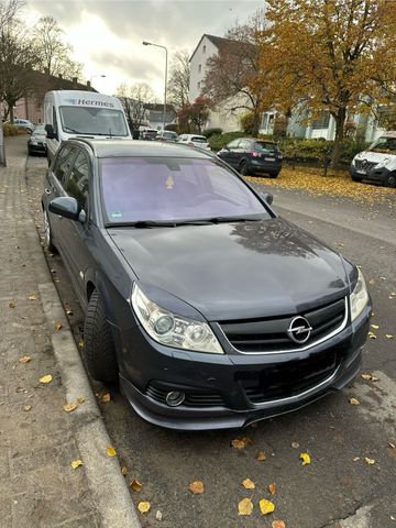 Opel Signum 2,8 Turbo mit 250 PS Automatik