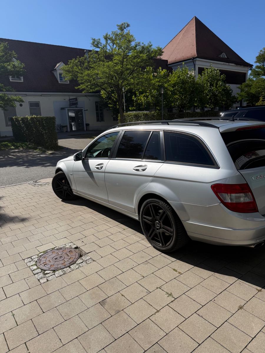 Mercedes-Benz C220 2010 — photo 9