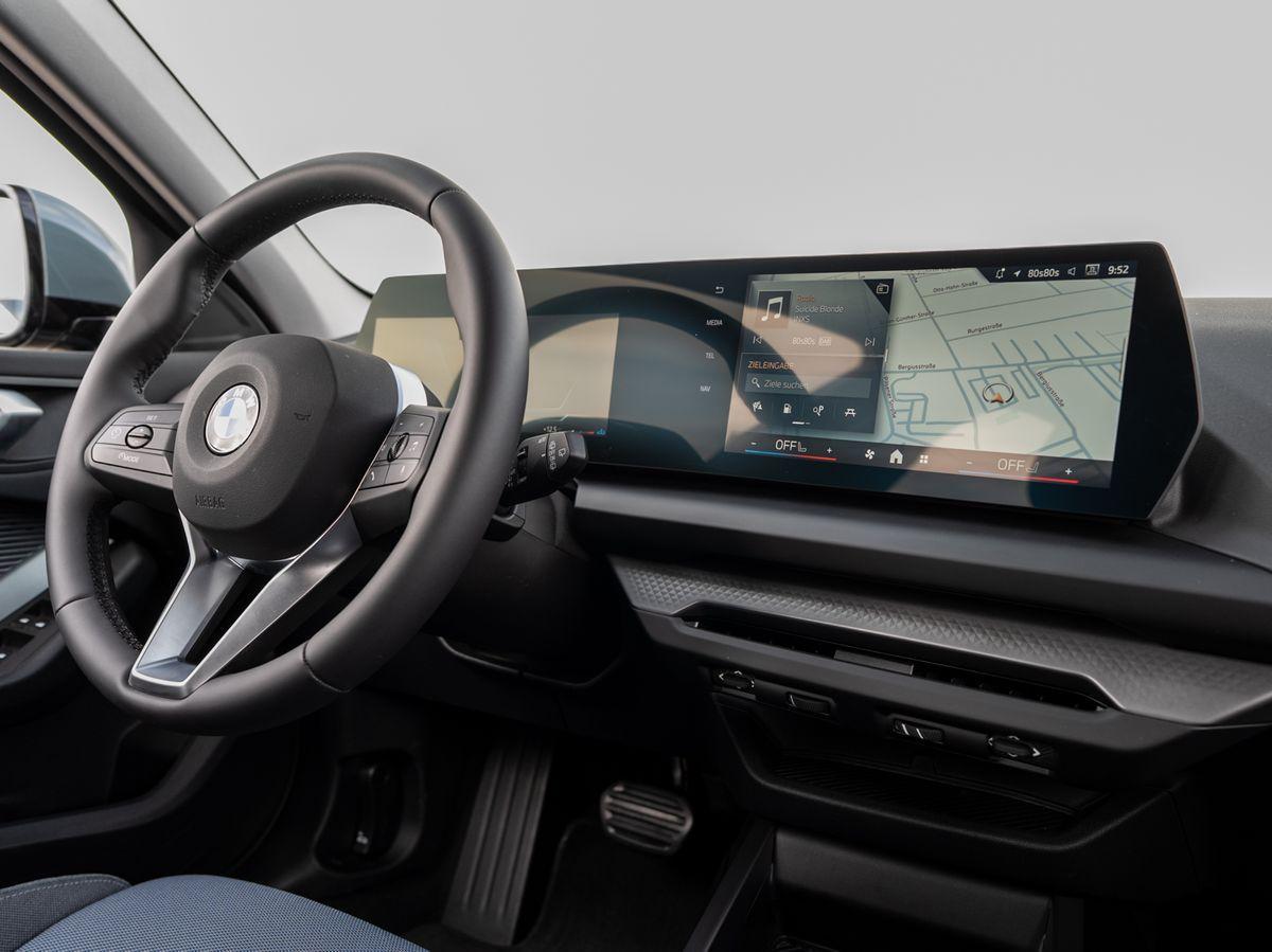 BMW 1 Series AdLED KoZg SpSitze SpieglP ParkA S-Glas 17", миниатюра 16