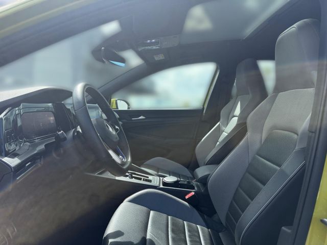 Golf 8 VIII GTE 1.4 TSI DSG HUD AHK-klappbar Nav