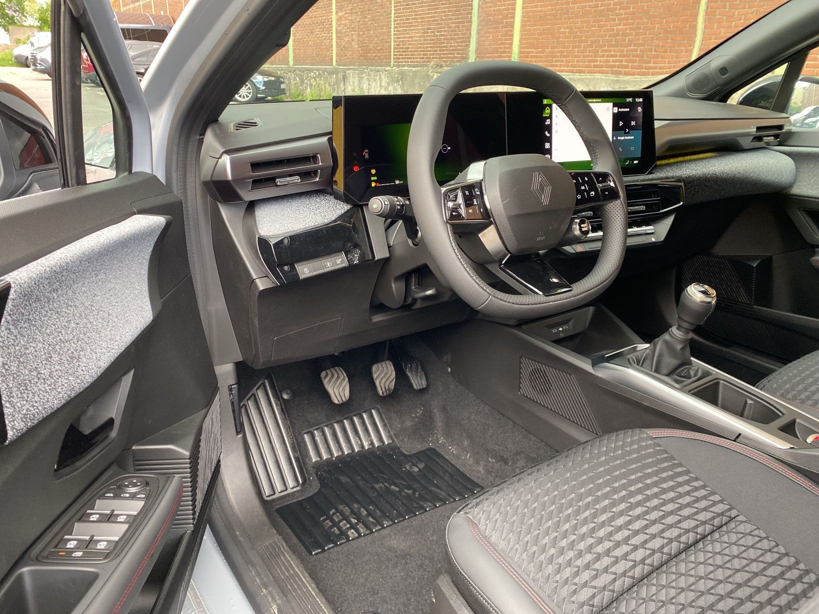 Renault Clio - Bild 10