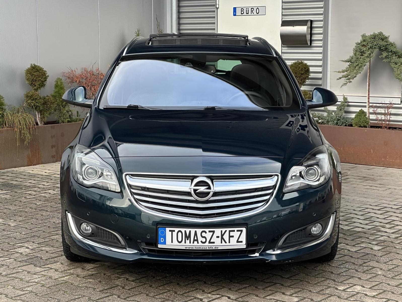 Opel Insignia Sports Tourer 2.0 Turbo 250 ch 4x4 – OPC Line – 110 926 km – Chaîne neuve – ACC – Xenon – Caméra