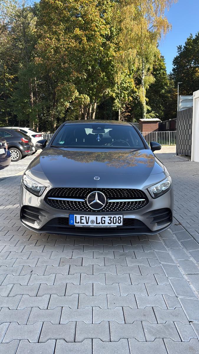 Mercedes-Benz A 180