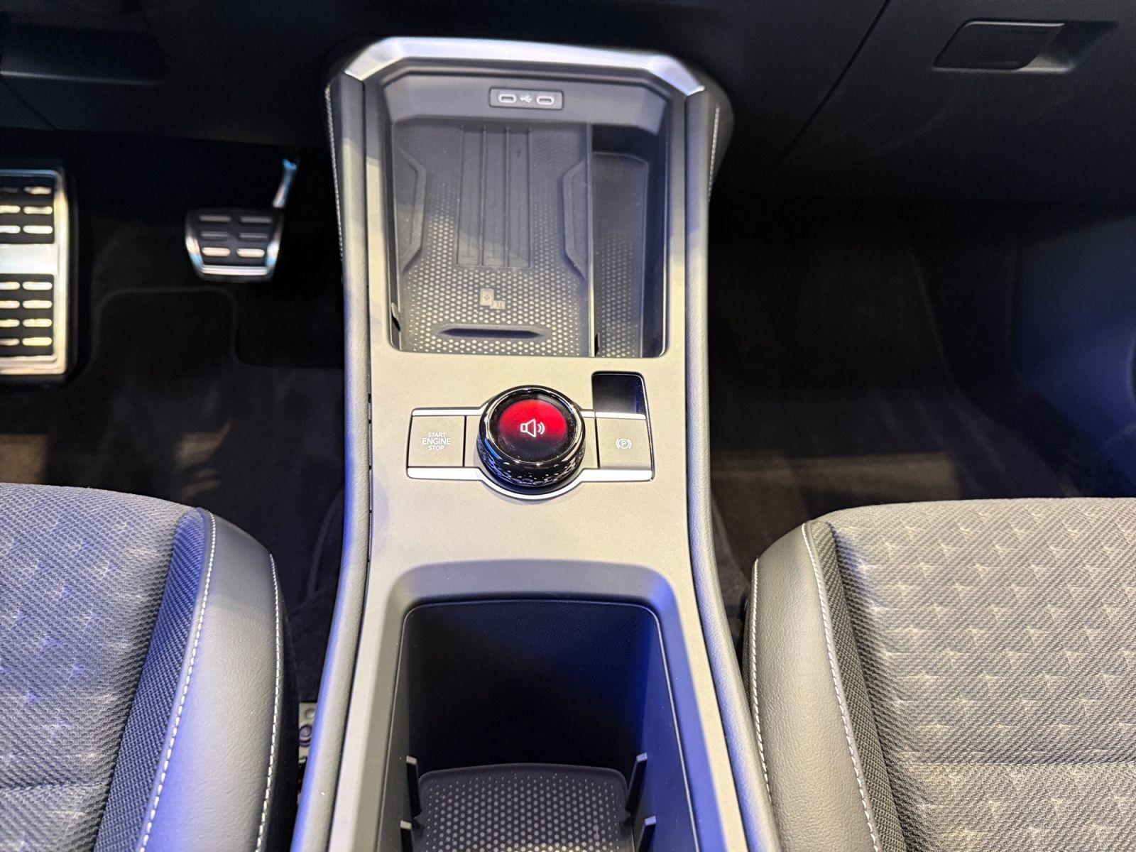 Volkswagen T-Roc - Bild 8