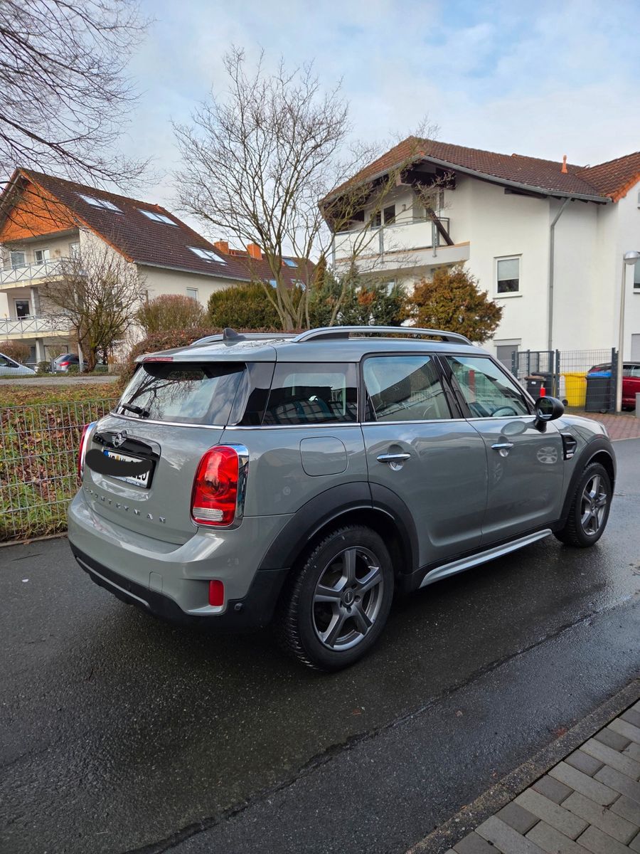 MINI ONE_COUNTRYMAN
