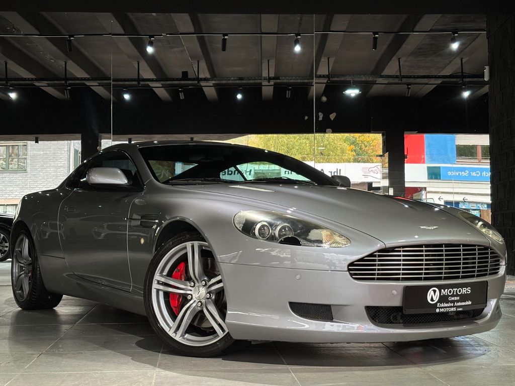 Aston Martin DB9