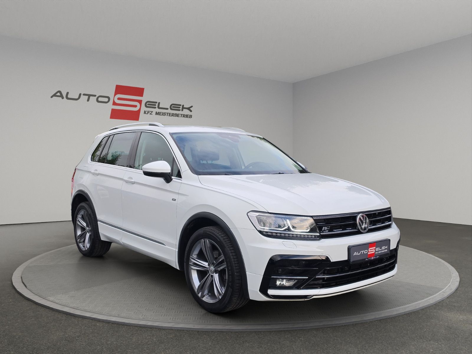 Fahrzeugabbildung Volkswagen Tiguan Join 4Motion ALLRAD AUTOMATIK