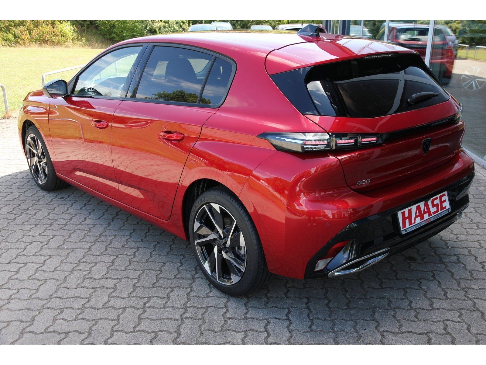 Peugeot 308 Allure HDI 130 EAT8 Navi Klima LED SHZ App imagem 3