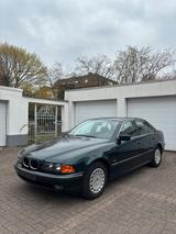 BMW E39 523i Oxford Grün H-Fähig - BMW 523 aus 1996