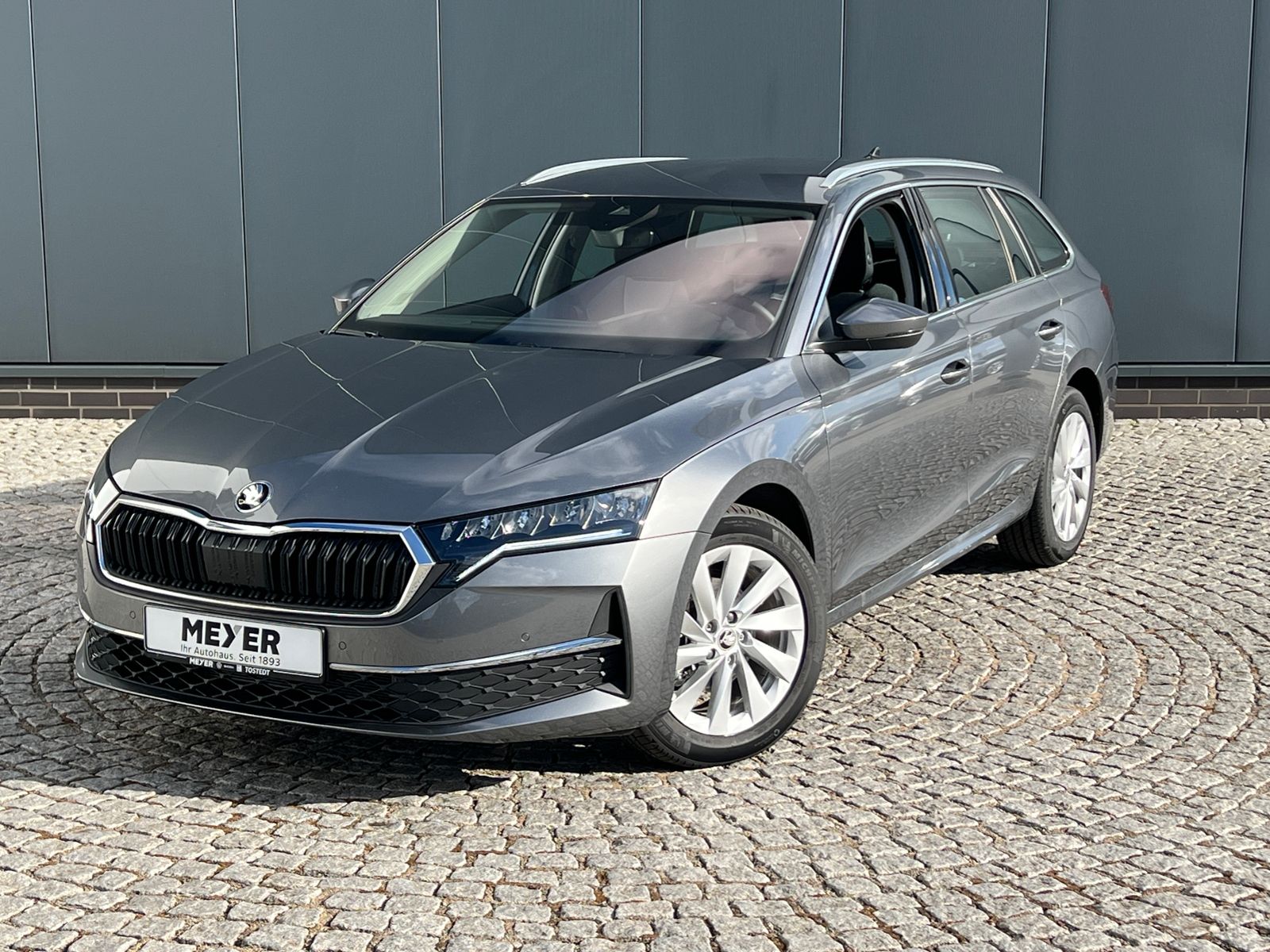 Fahrzeugabbildung SKODA Octavia Combi Selection 1.5 TSI mHEV DSG *LED, S