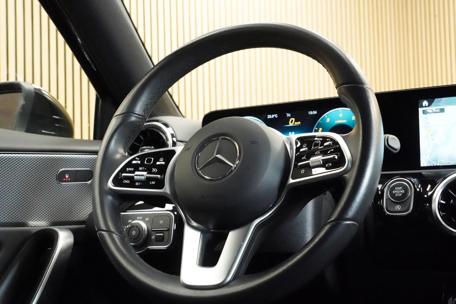 Mercedes-Benz A 250 +LED+MBUX+CARPLAY+DAB+CARBON+AUG. REALITY+