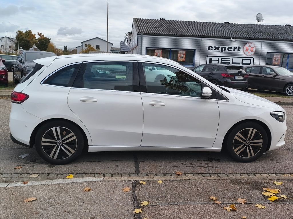 MERCEDES-BENZ B 250 3
