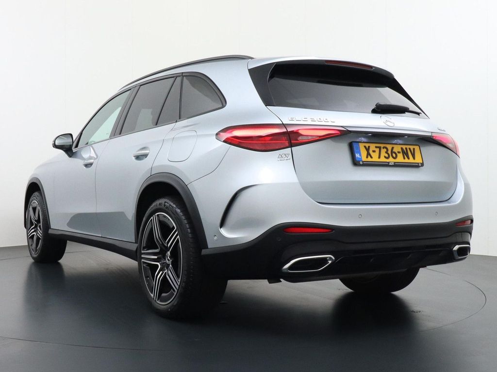 Mercedes-Benz GLC 300 300e 4MATIC AMG Line panorama dach