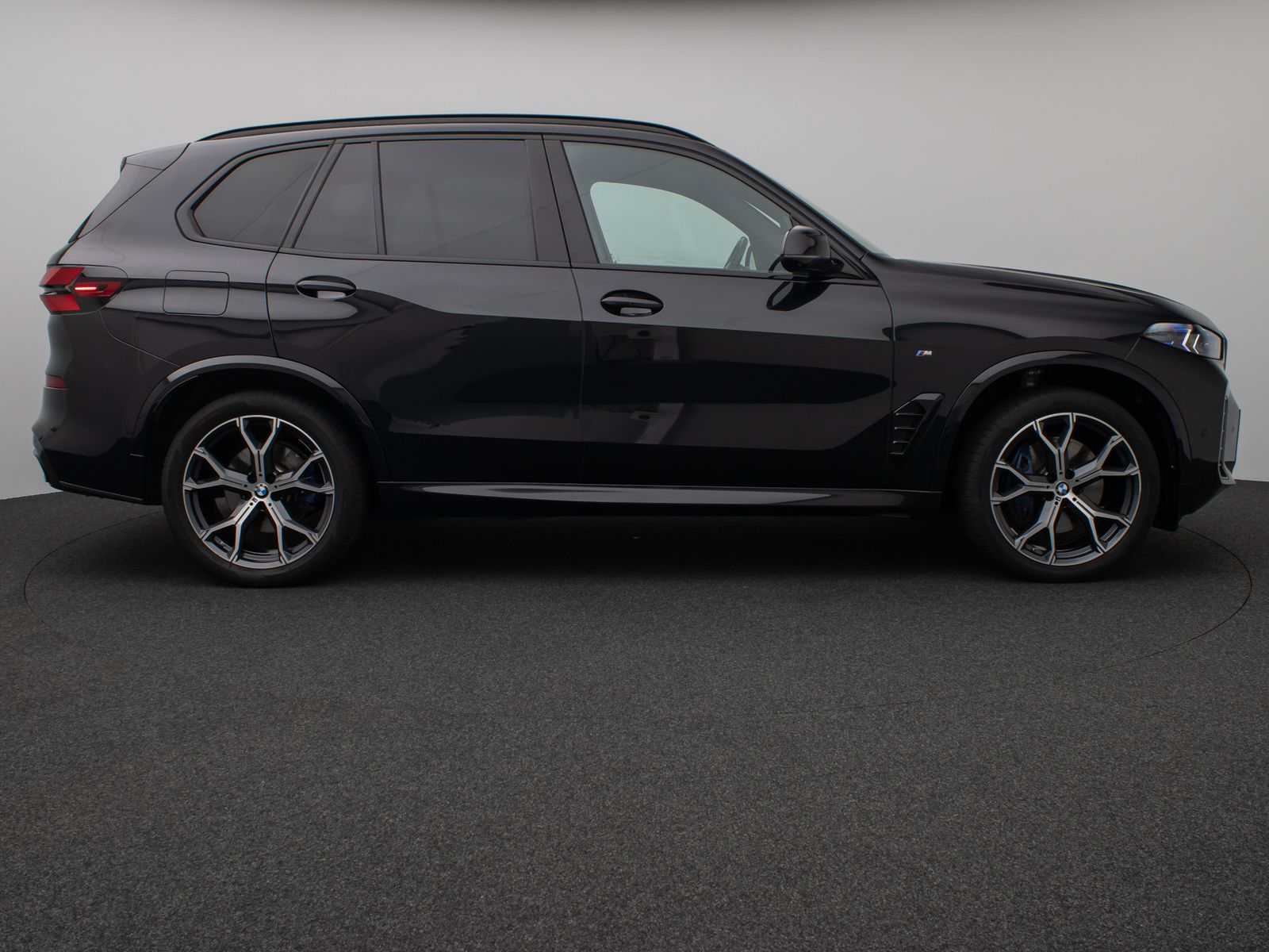 Fahrzeugabbildung BMW X5 xD30d M Sport Pro Panoram 360°HUD DAB H/K AHK