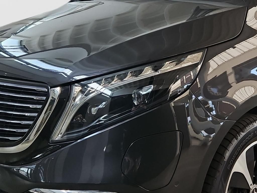 Fahrzeugabbildung Mercedes-Benz EQV 300 AVG lang 7Sitze AIRMATIC Pano Sound 360°