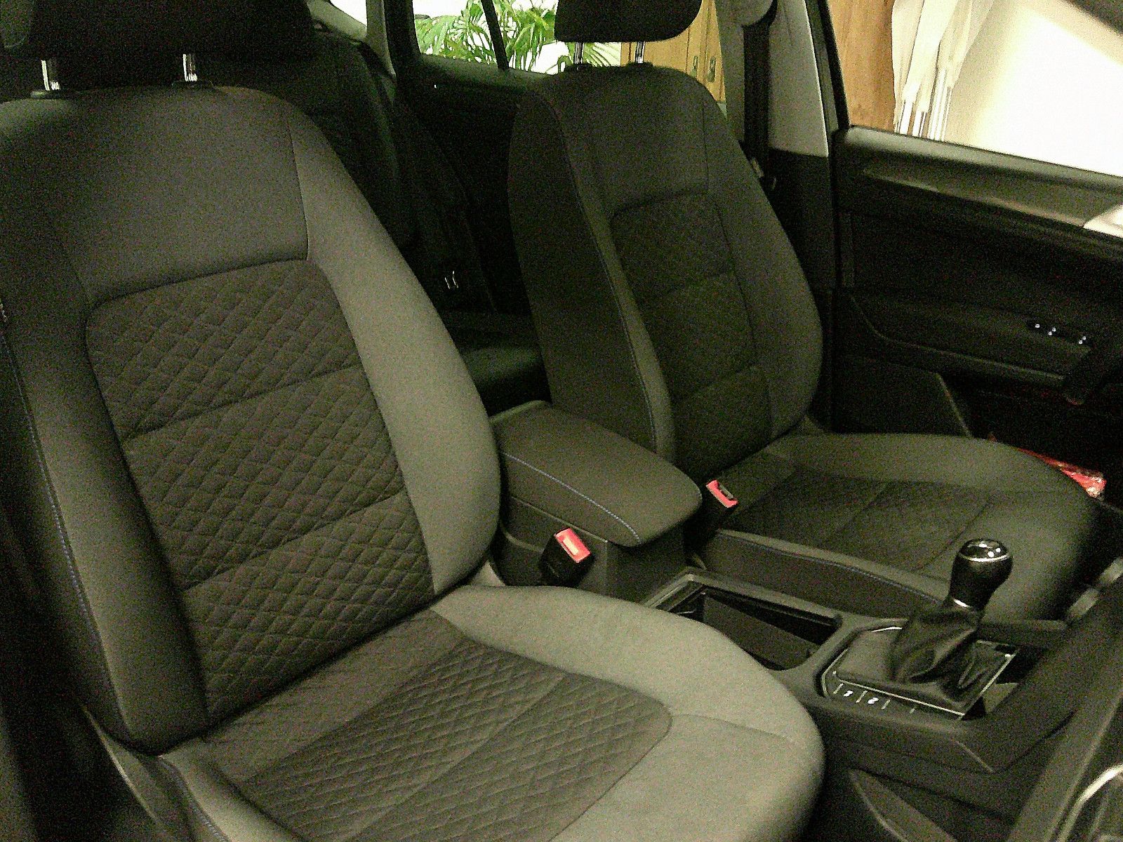 Fahrzeugabbildung Volkswagen Golf Sportsvan VII Join /GARANTIE / NAVI /