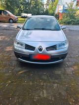 Renault Verkaufe Renault Megane Limousine  1.6 16V... - Renault Megane aus 2006: 16v