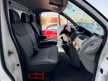 Renault Trafic - 6