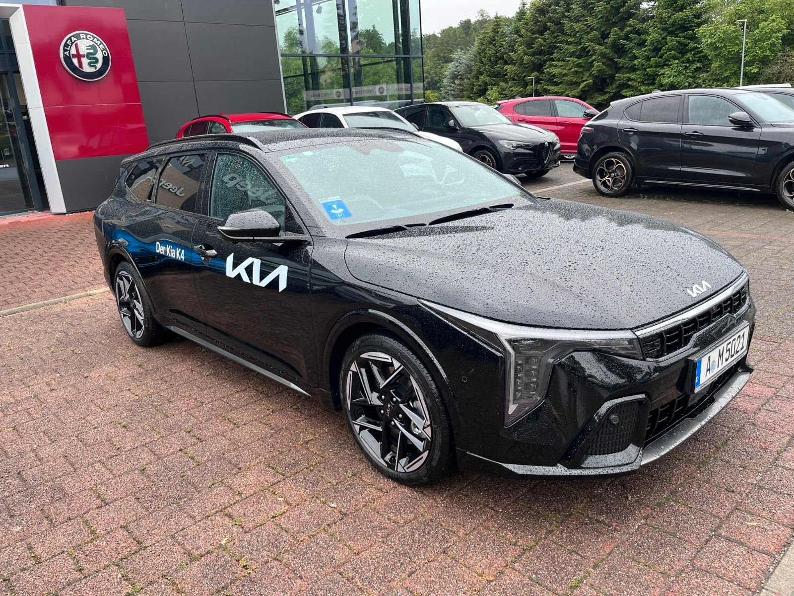 Fahrzeugabbildung Kia K4 Sportswagon 1.6 GT-Line Leder 360'Kamera uvm.