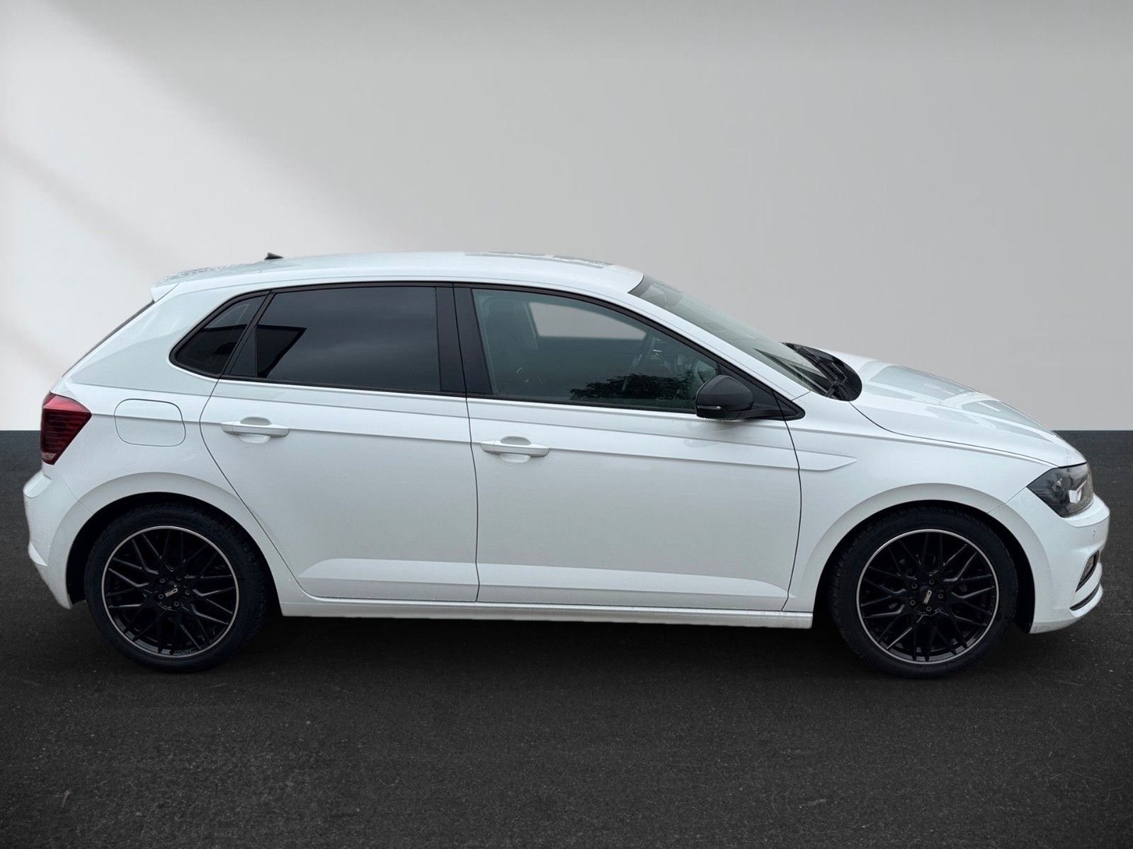 Volkswagen Polo VI Trendline – Bild 3