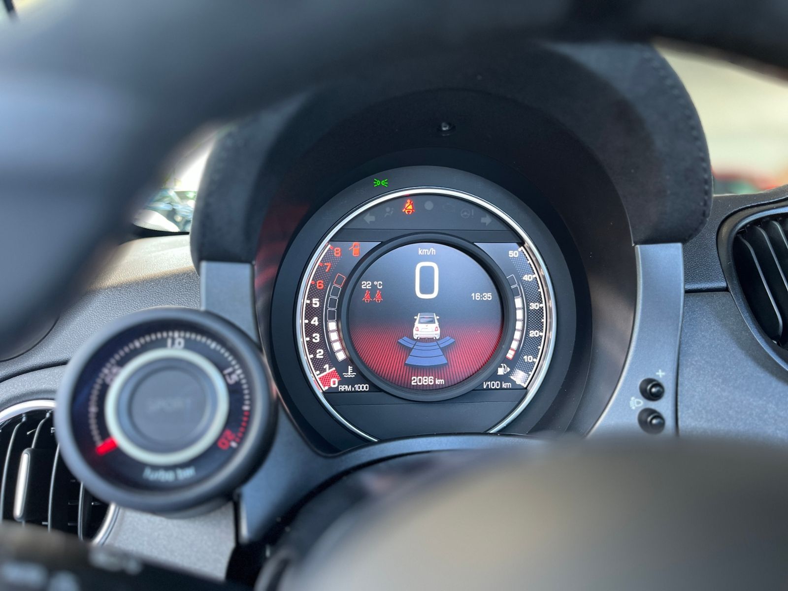 Fahrzeugabbildung Abarth 695C NUR 2.000KM!!! BEATS NAVI ALU