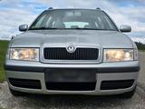 Skoda Octavia 4x4 - Skoda Octavia aus 2004 mit Diesel-Antrieb