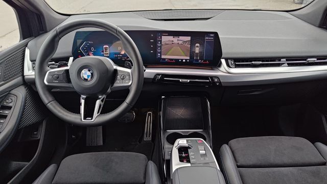 BMW 218 Baureihe 2 Active Tourer 218 d M Sport