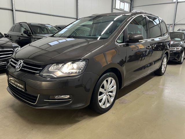 Volkswagen Sharan Highline 7.Sitzer/ACC/AHK/PANO/Kindersitz