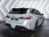 BMW M5 Touring NAVI B&W ACC SITZBELÜFTUNG PANO 360° - BMW M5 Neuwagen in Berlin
