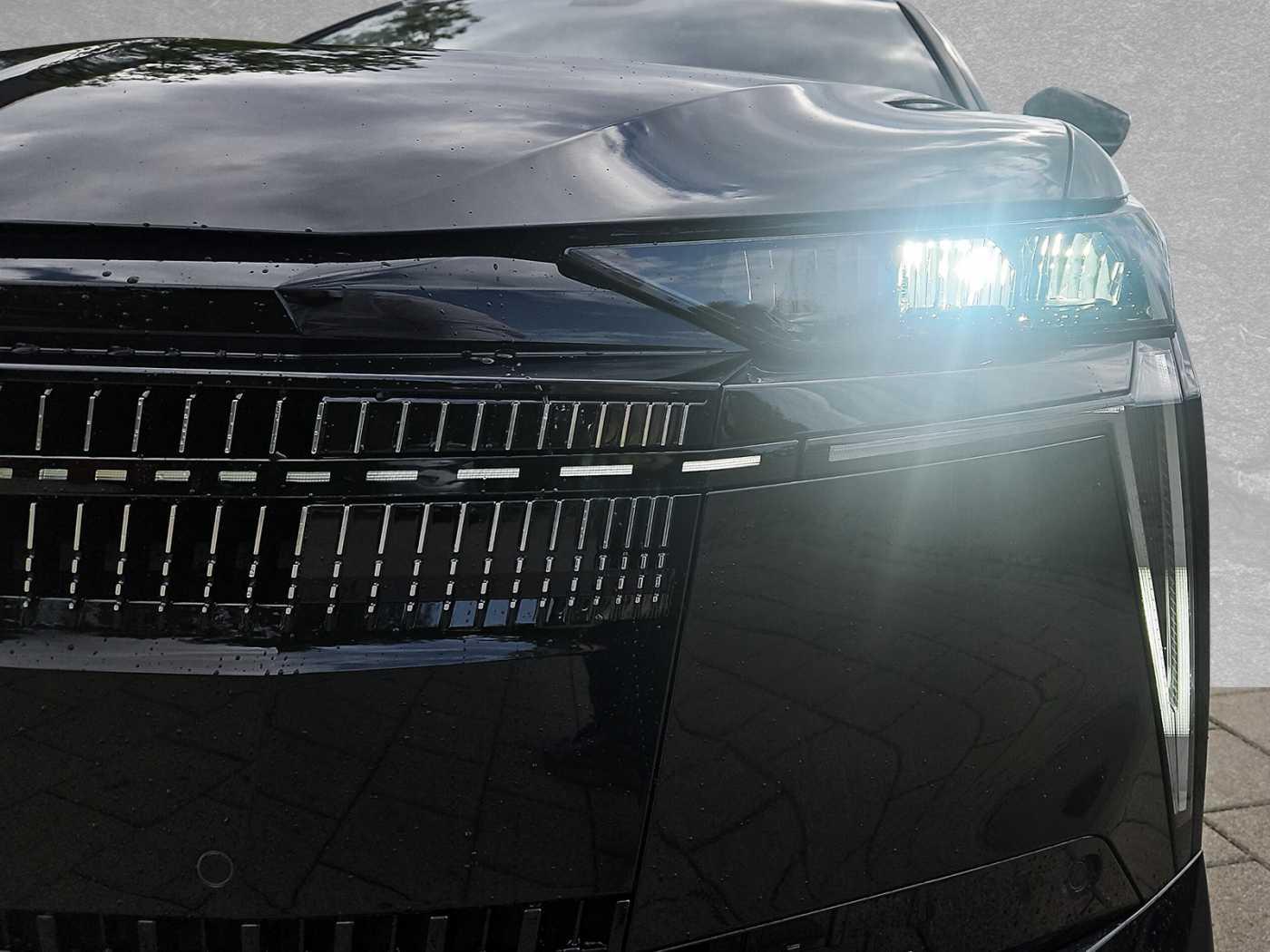 DS Automobiles N°4 E-Tense JULES VERNE Alcantara