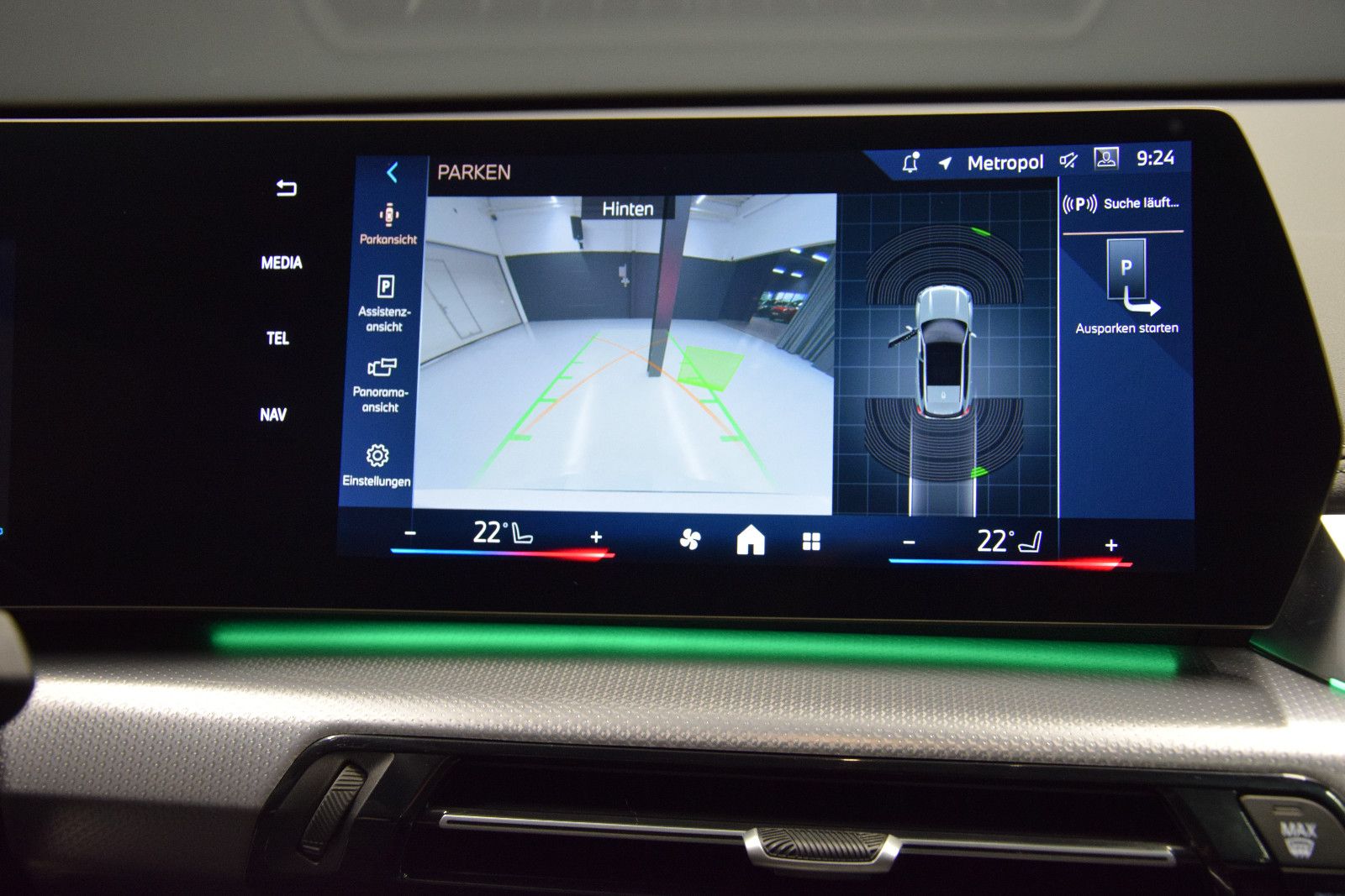 Fahrzeugabbildung BMW X1 18 i sDrive M Sport Pano H&k Memory ACC Leder