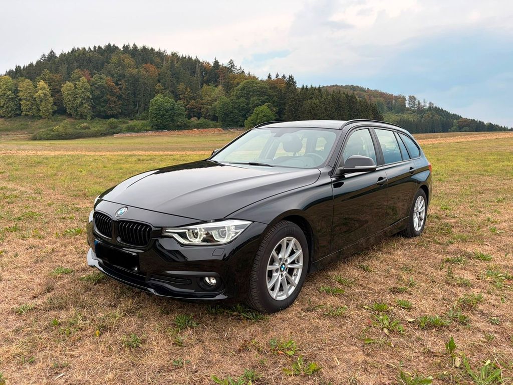 Image of BMW 320