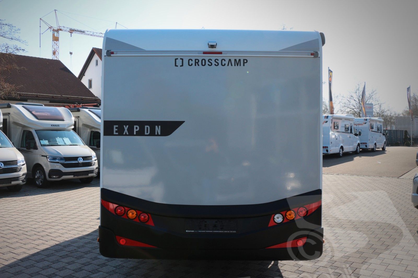 Fahrzeugabbildung Crosscamp EXPDN 7.4 E Peugeot Automatik