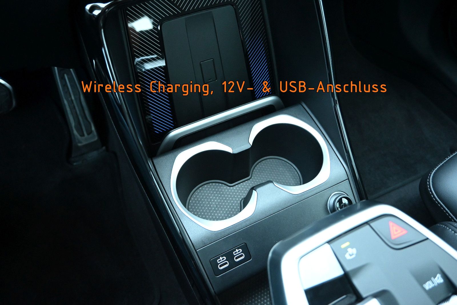Fahrzeugabbildung BMW X1 xDr23d M SPORT °ACC°AHK°HUD°HK°MEMO°PANO°360°