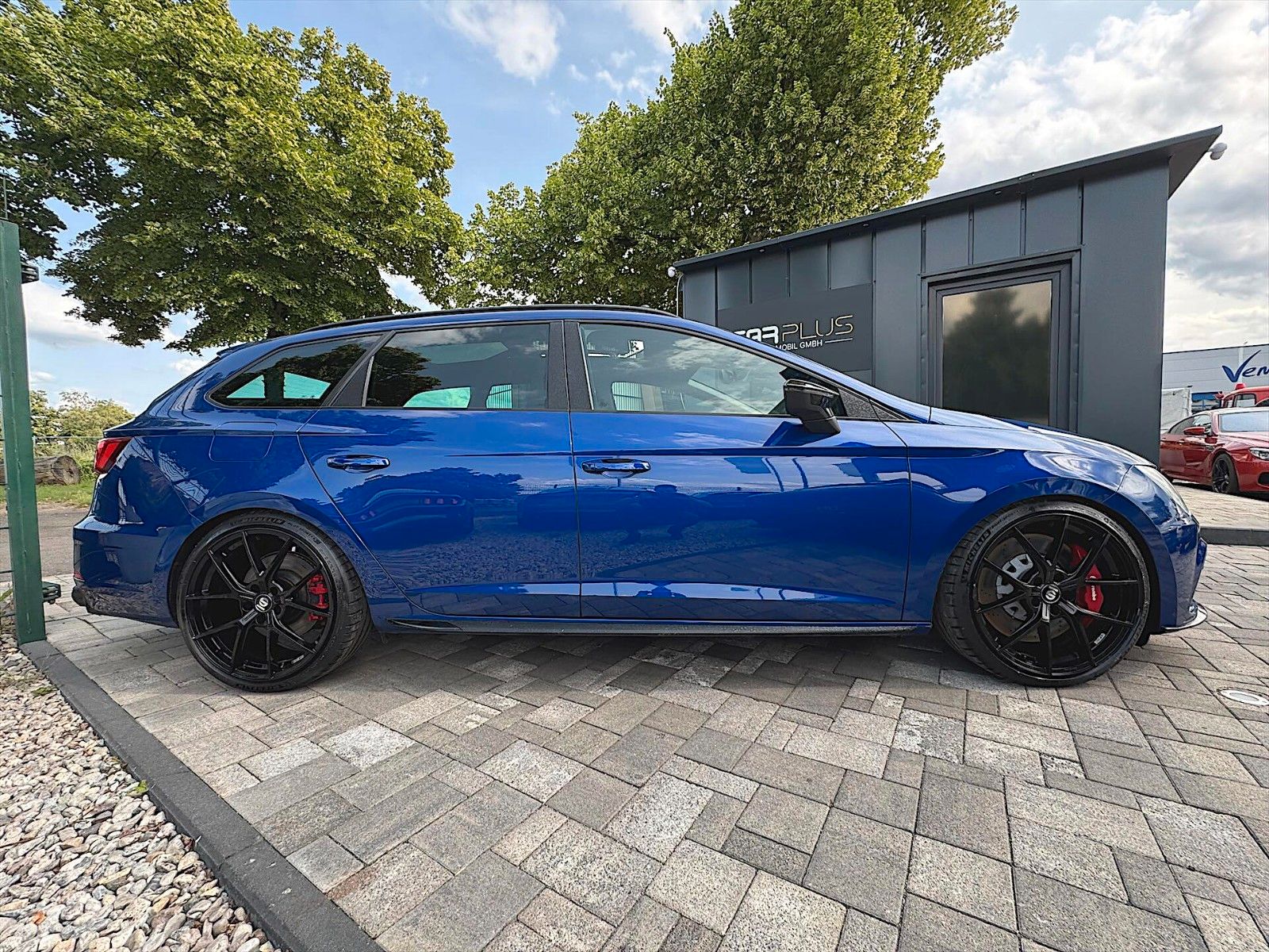Fahrzeugabbildung SEAT Leon ST Cupra 300 4Drive Performance *LED*Pano*