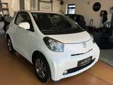 Toyota IQ iQ +/ Autom./ Klima/ 8-fach bereift/ PDC - Toyota IQ: Automatik