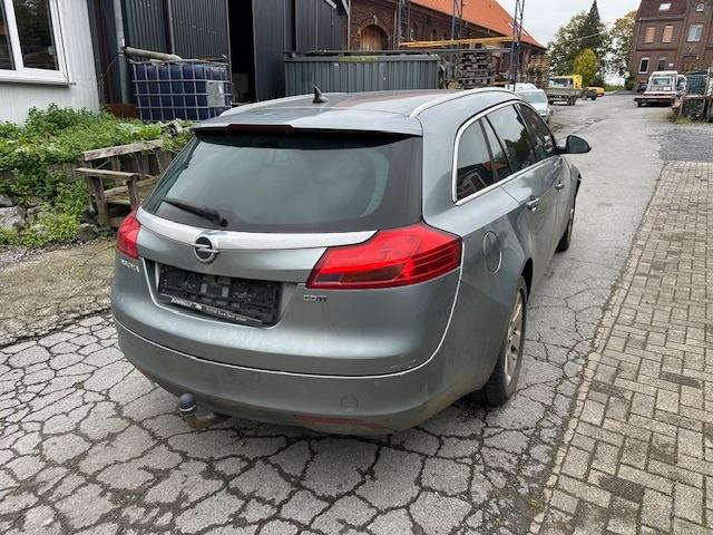 Opel Insignia 2012 — photo 8