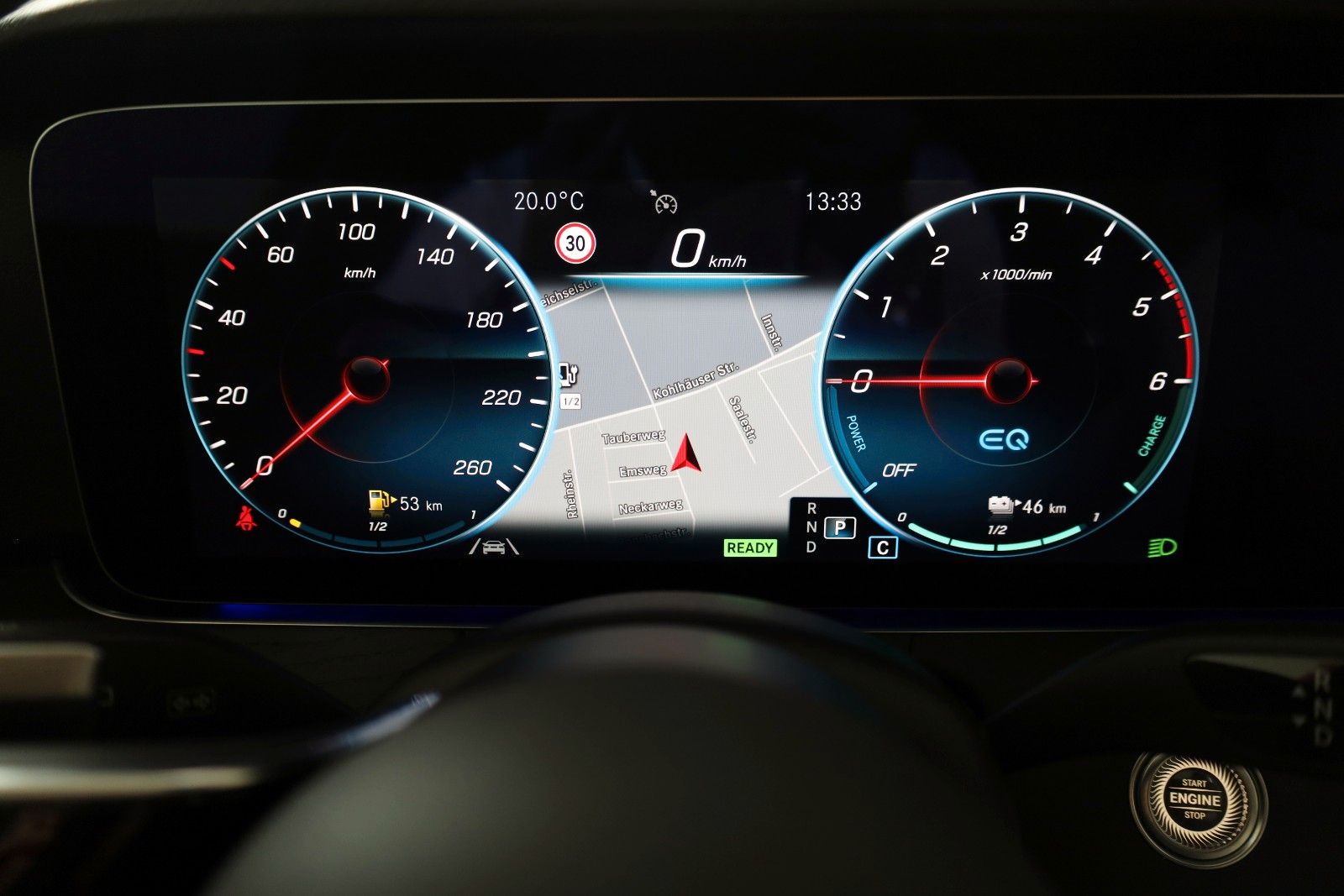 Fahrzeugabbildung Mercedes-Benz E 300de 4M T Avantgarde Leder,Navi,LED,PanoDach